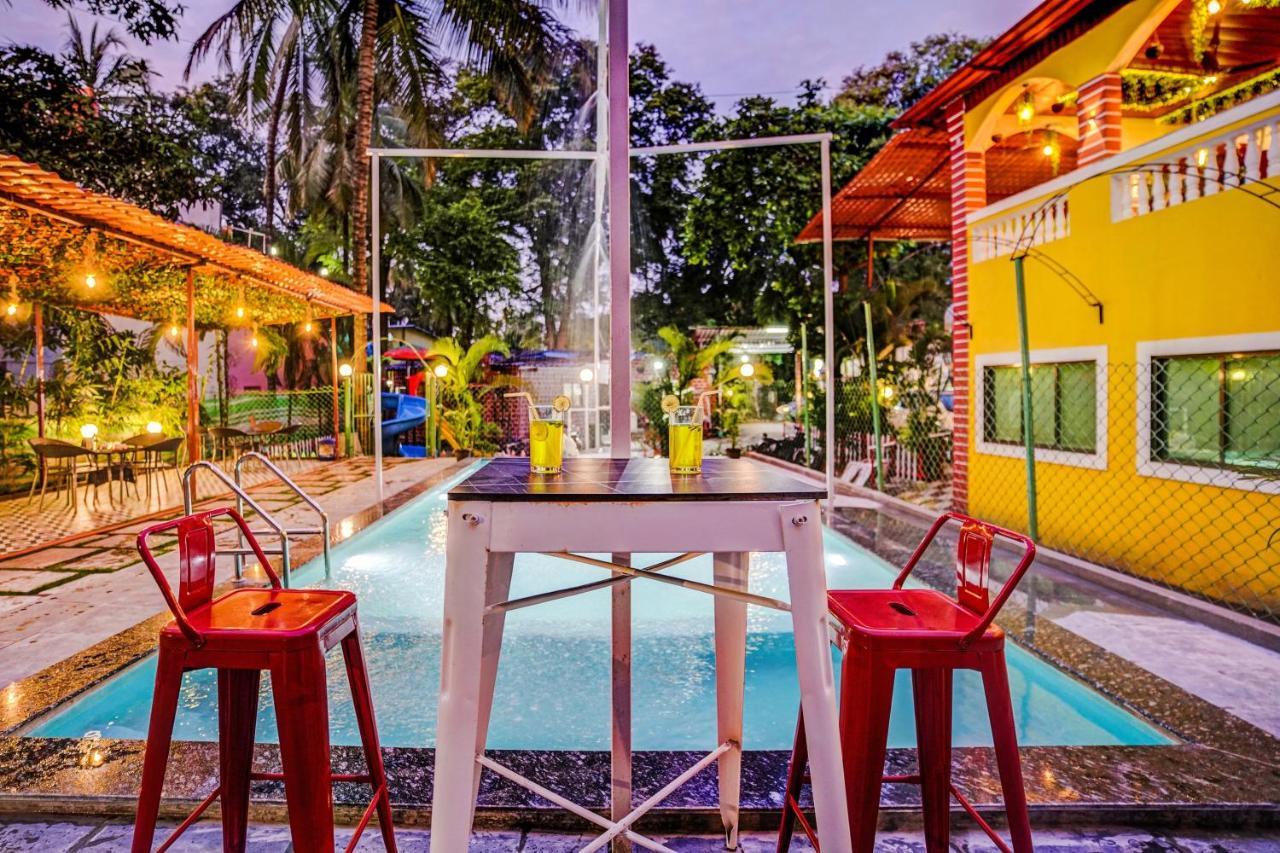Collection O Palm Springs Beach Resort Mumbai Eksteriør bilde